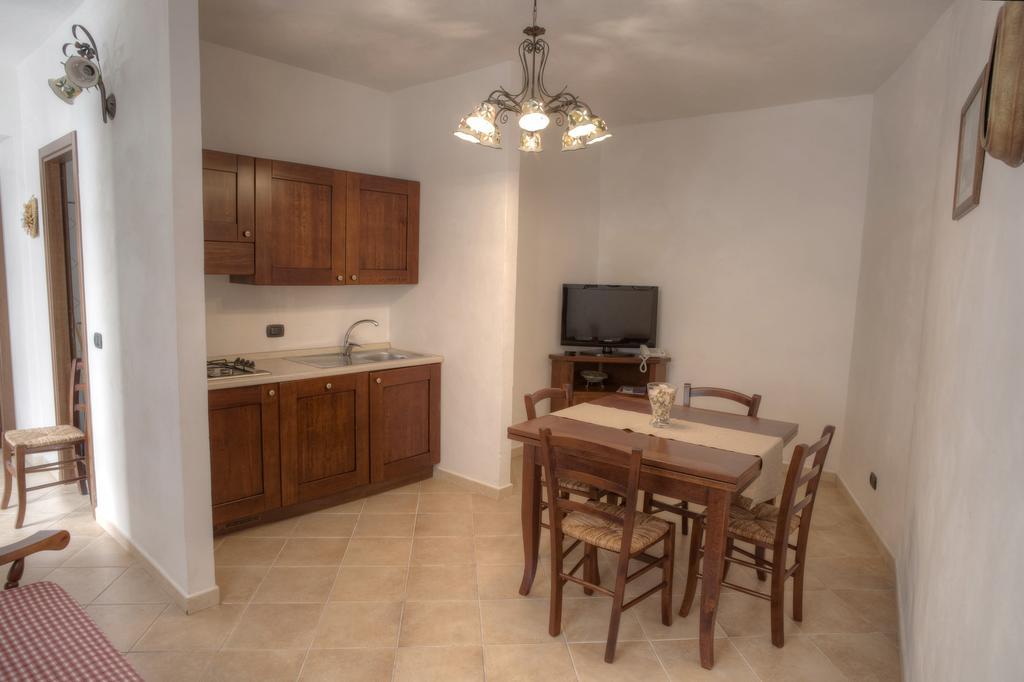 Kamikos Aparthotel Siculiana Bilik gambar